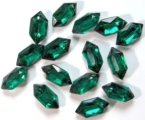 12x6mm (4732) Emerald Baguettes (Both ends are pointed)