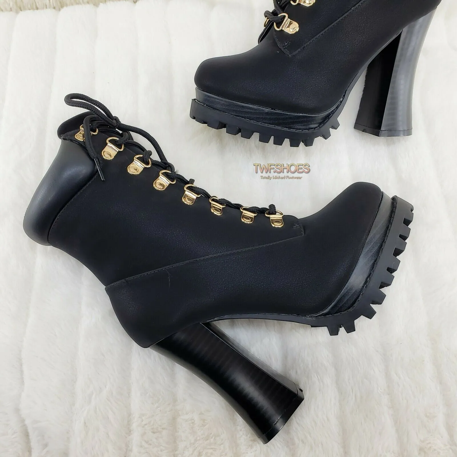 CR Nellie Lace Up Ankle Boots 4.5" Wood Grain Chunky Flared Block Heels Black
