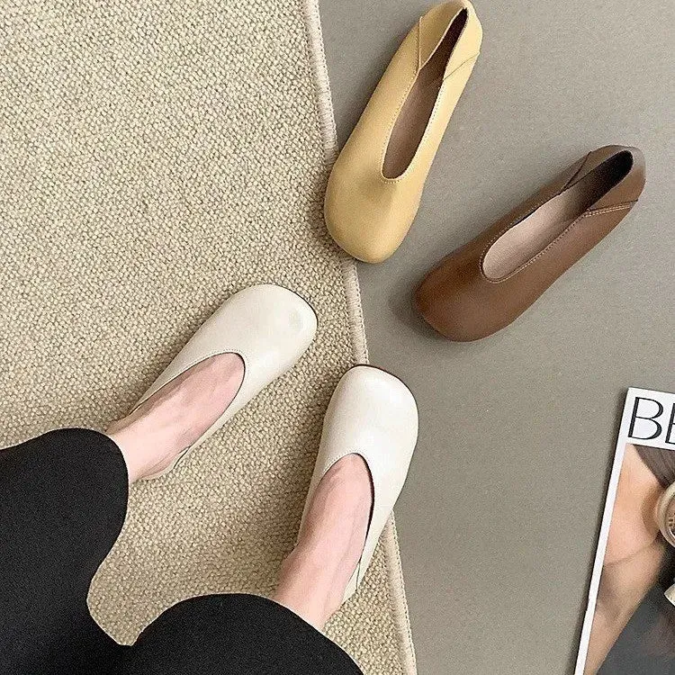 Smile Circle Leather Ballet Flats - Simple and Comfortable Round Toe Shoes for Women